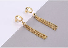 Load image into Gallery viewer, Metal Gold 0 &amp; Chain Tassel Earrings