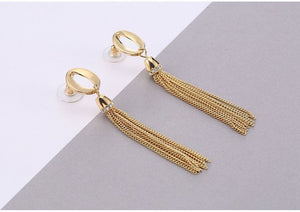 Metal Gold 0 & Chain Tassel Earrings