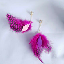 Load image into Gallery viewer, Poco Pink Feather Earrings