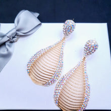 Load image into Gallery viewer, Gold African Wedding Earrings.