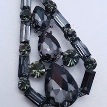 Load image into Gallery viewer, Smokey Black &amp; Green  Earrings