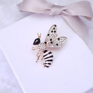 Ladies Crystal Embellished Honey Bee Wasp Lapel Brooch White Black   Gift Boxed