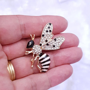 Ladies Crystal Embellished Honey Bee Wasp Lapel Brooch White Black   Gift Boxed